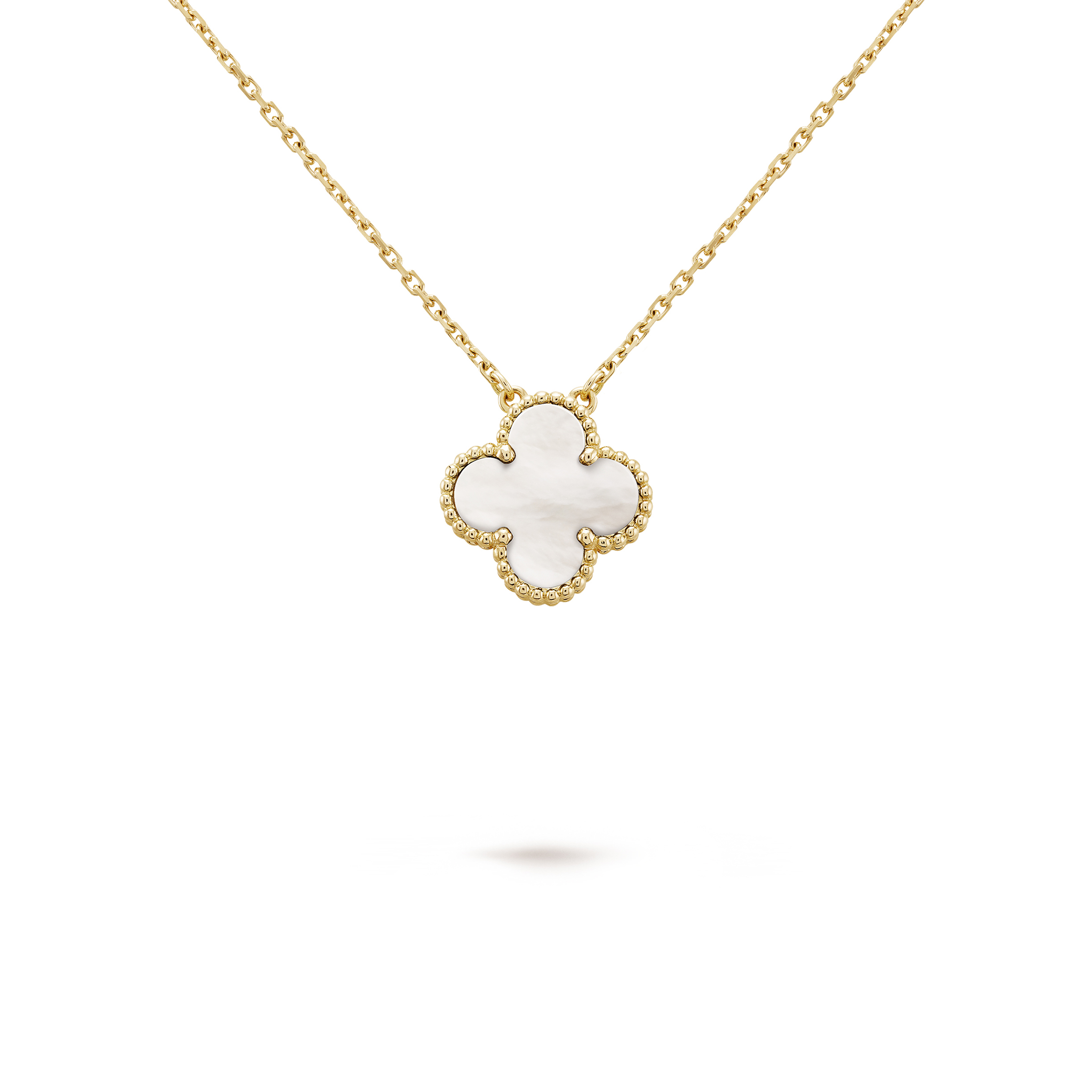 VAN CLEEF ARPELS VINTAGE ALHAMBRA PENDANT - YELLOW GOLD, MOTHER-OF-PEARL  VCARA45900